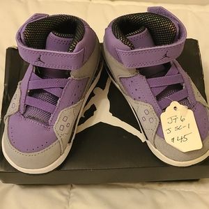 Very adorable jordon kids size 6.5 nwt
